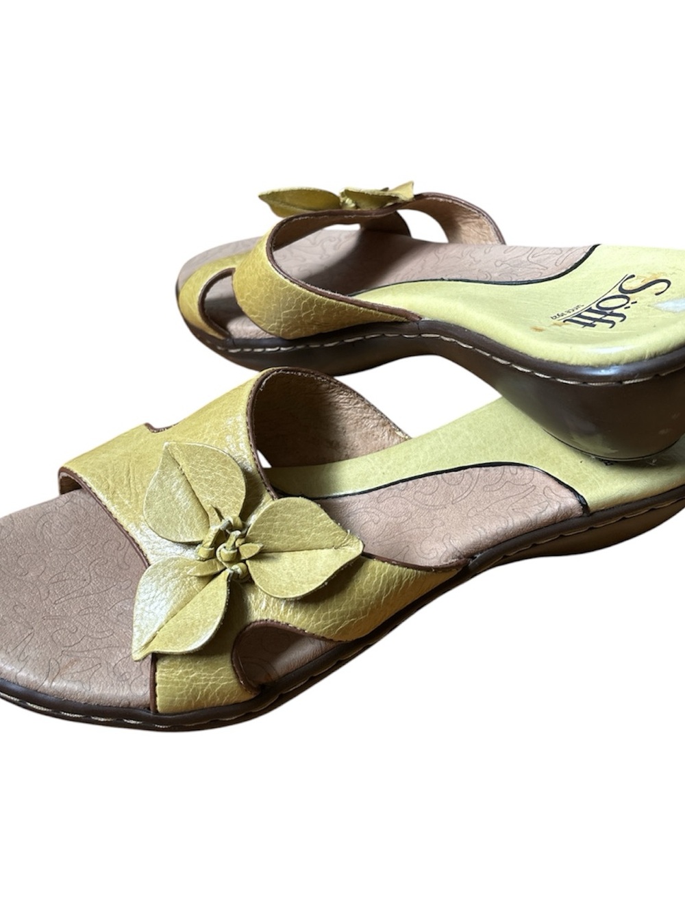 Sofft Women's Mustard Yellow Slide Sandals with Floral Accent - Picture 5 of 9